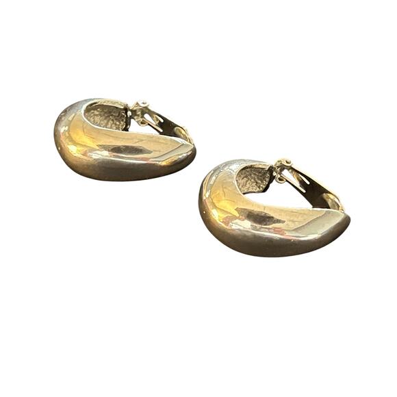 Vintage Heavy Silver-Tone Clip-On Earrings – Bold Sculptural Design - Picture 11 of 13